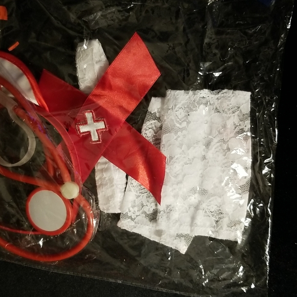Nurse Costume Accessories 4 pieces - Picture 4 of 7